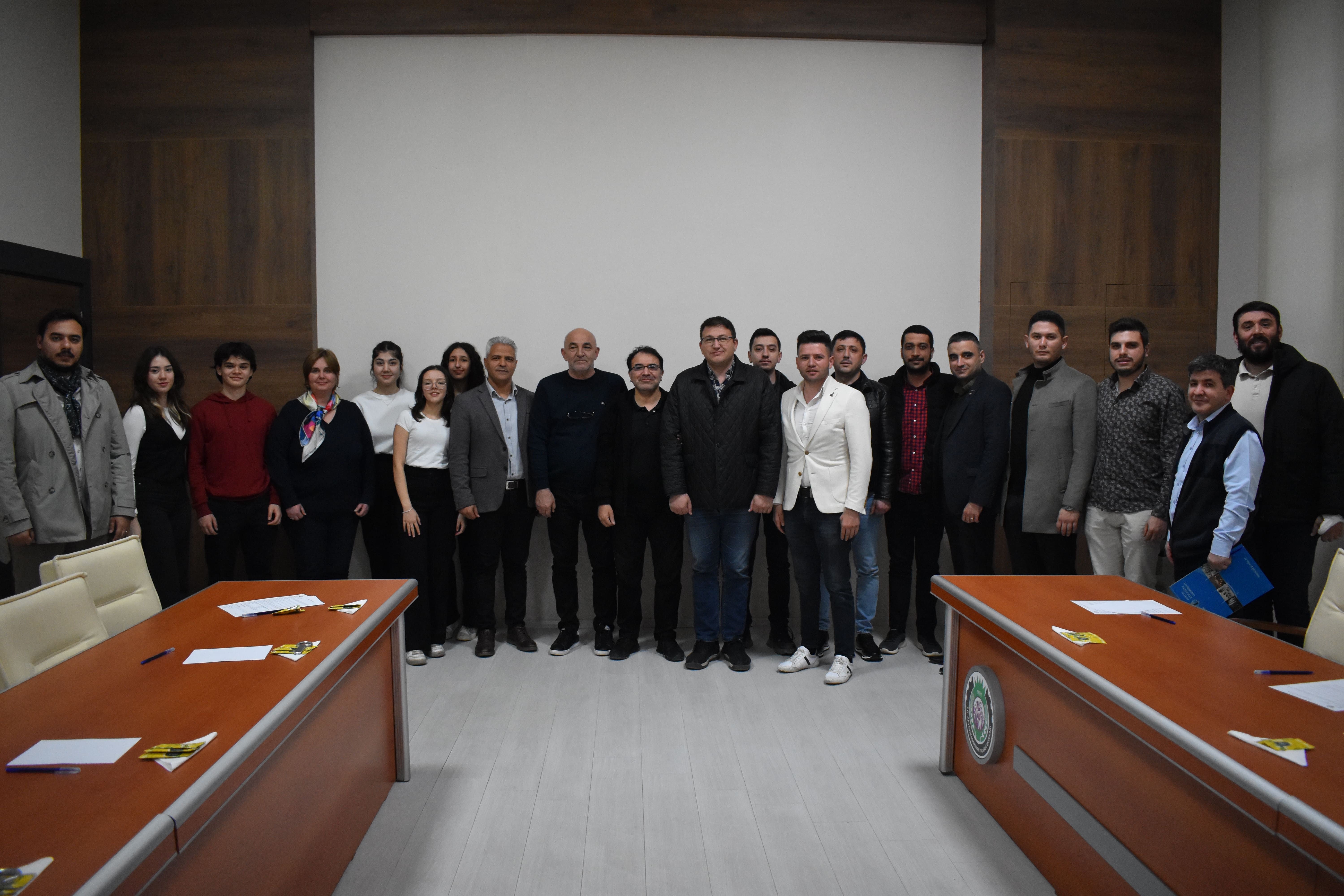 Girişimcilik Eğitimi Verildi 